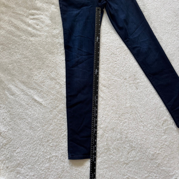 Joe’s Jeans The Honey Jean
High Rise Curvy Skinny Flawless Selma Size 27 EUC - Picture 11 of 11